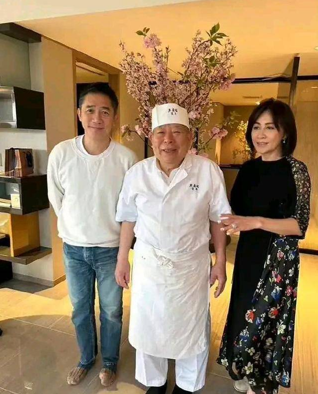 梁朝偉也會社恐？！照片曝光，梁朝偉名字打分，解析