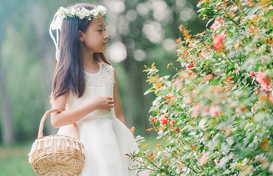 女孩起名丨溫暖陽光,美麗大方的女孩名字