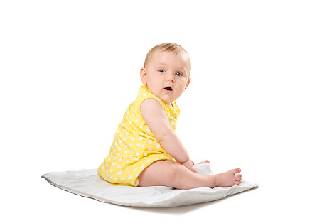 取自《楚辭》中唯美的男孩名字2024，特別大氣好聽！