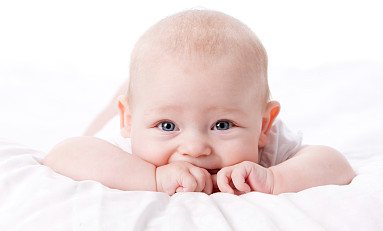 帶三點水的女孩名字，女孩名字三點水洋氣有內涵的名字