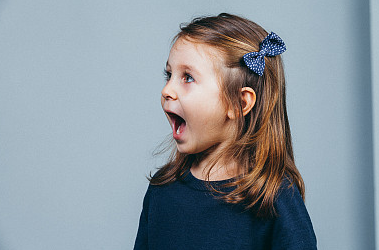 女孩子名字文雅有寓意，2024屬龍女孩大氣名字