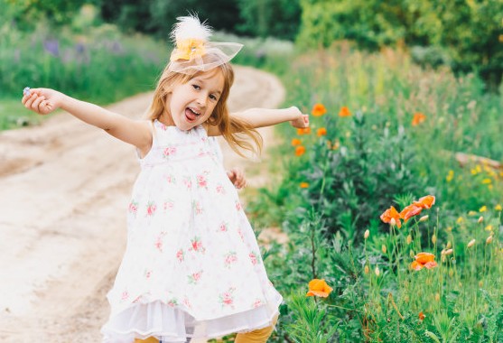 女孩取名丨簡(jiǎn)單不俗氣的女孩名字，一生富貴、靈氣充沛的名字