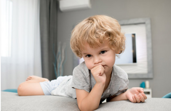 蛇年的男孩取什么名字好？2025屬蛇男孩較佳取名來了