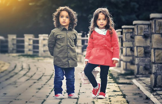 2024馮姓新生兒取名，好聽的馮姓男孩名字大全