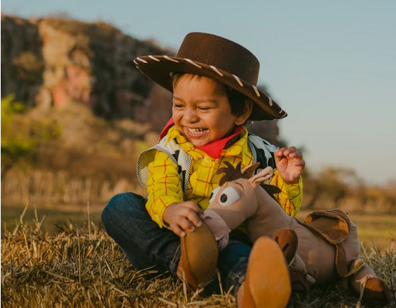 姓沈男孩名字好聽時尚，盡顯內(nèi)涵