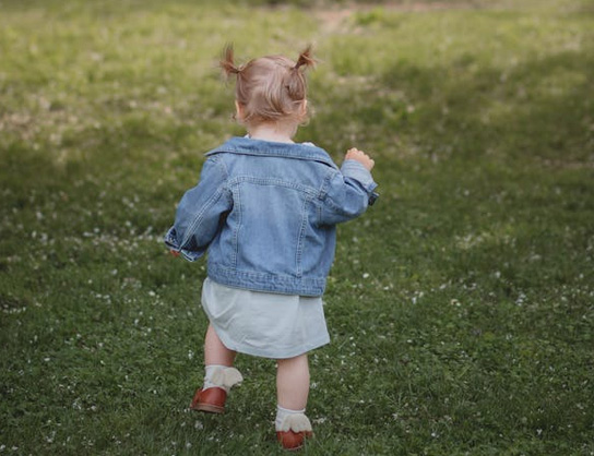 2025蛇年寶寶小名起名,蛇年順風順水的寶寶小名分享