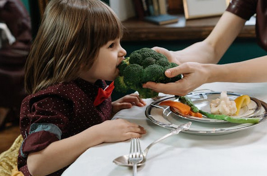 劉姓女孩起名,劉姓女孩名字簡單大氣