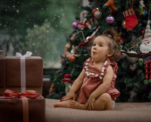 屬蛇人起名丨屬蛇寶寶起名宜用字帶水好不好？