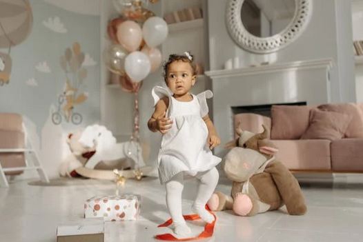 蛇年女寶寶孩名字寓意美好、吉祥的