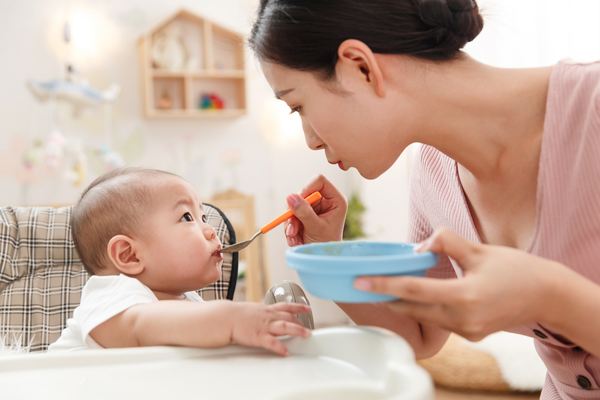 姓羅男孩名字優(yōu)雅大氣的 姓羅的男孩名字寓意,羅姓男孩起名
